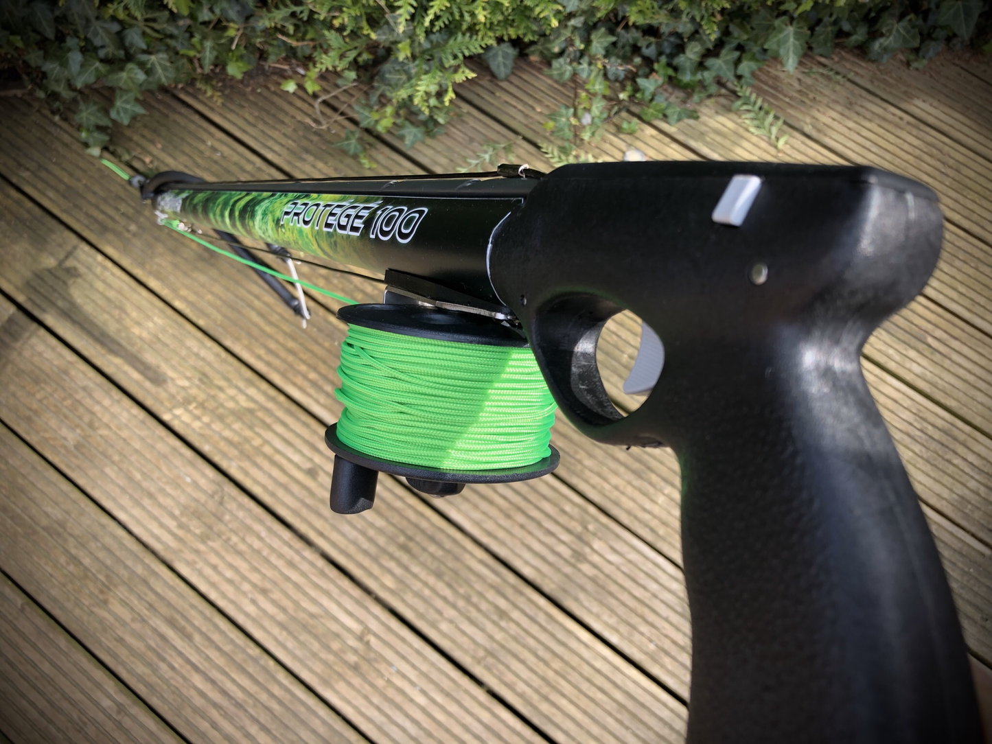 Protege 100cm with Reel and Camo Wrap
